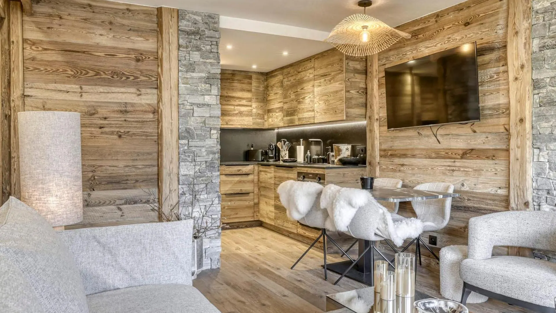 Appartement Renove 2 Pieces A Megeve Avec Balcon, Wifi, Parking. - Fr-1-453-319
